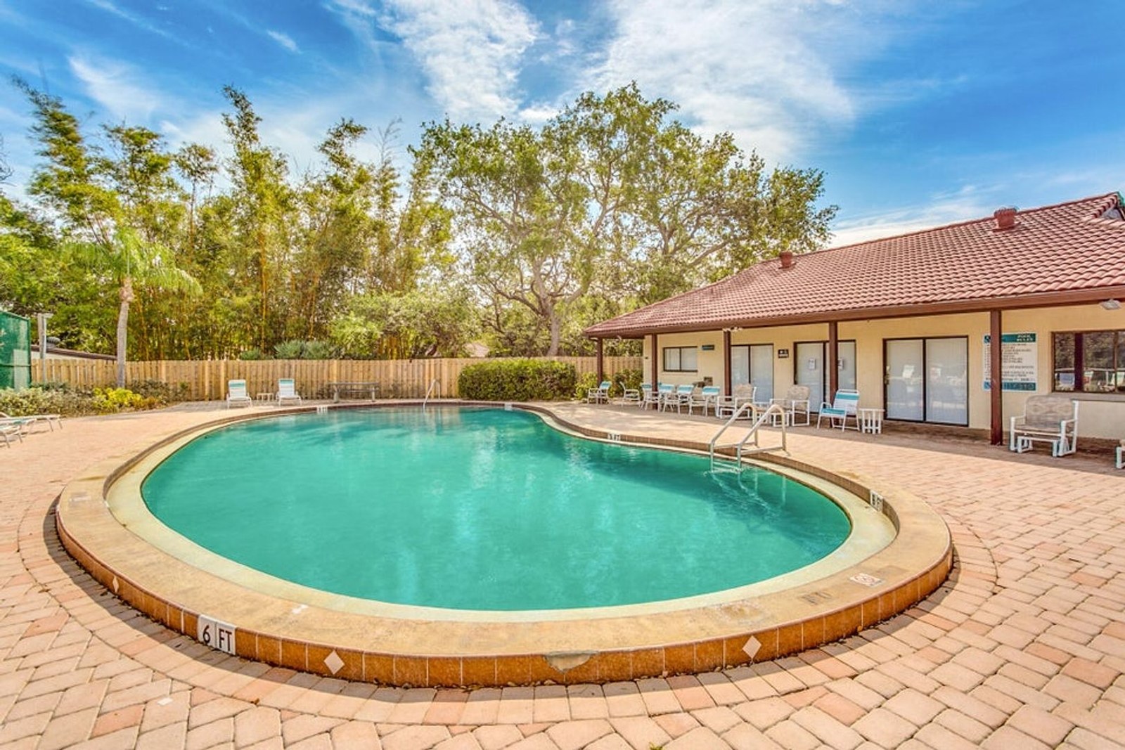 Ocean Woods racquetball and basketball courts