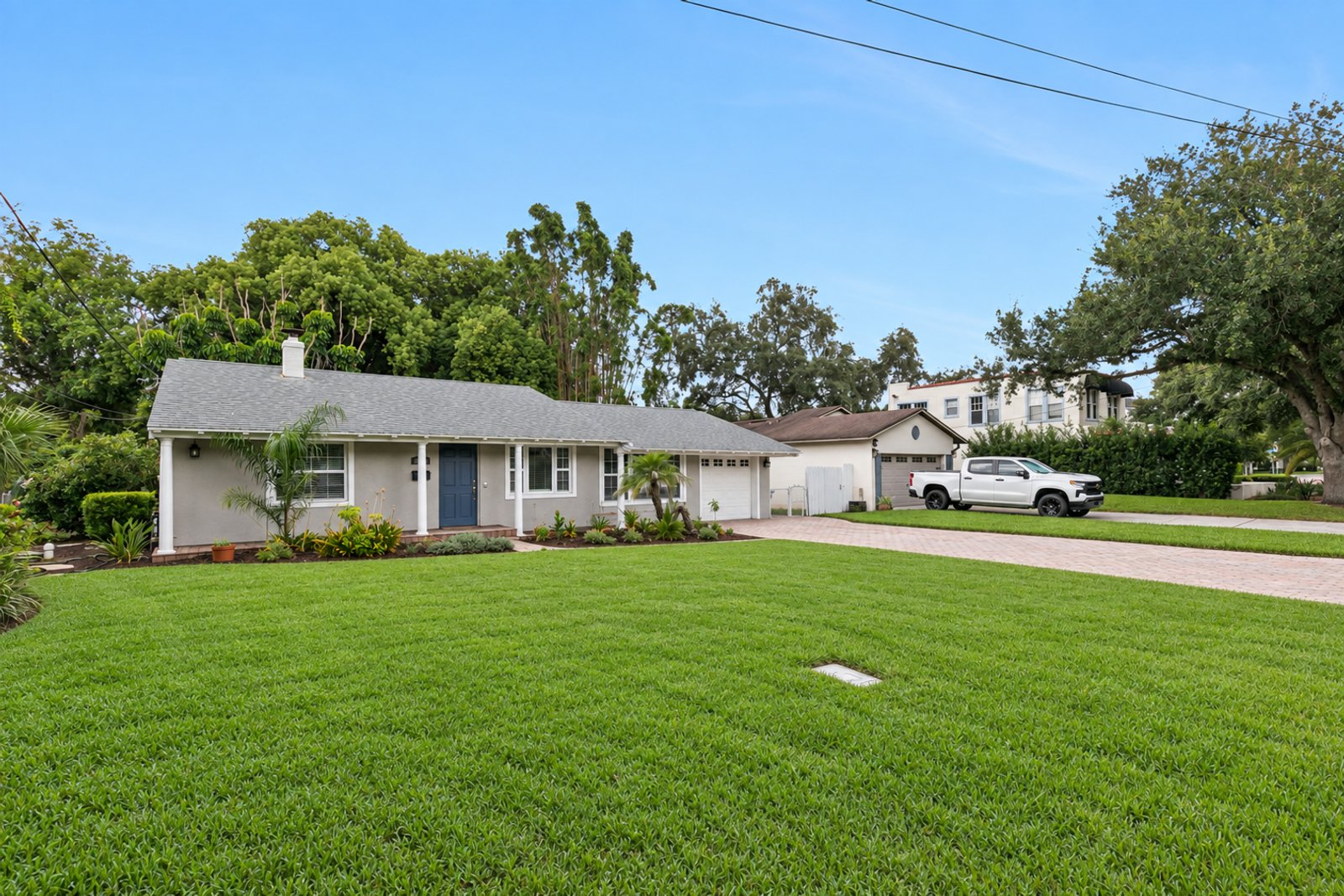 Expansive front lawn and exterior of 3306 Eagle Blvd on a quiet dead-end street in College Park