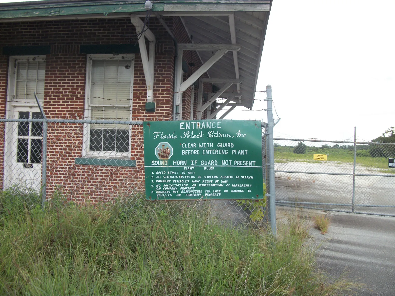 Historic Groveland FL railroad depot with a Select Citrus packing sign, a reminder of the city's citrus roots